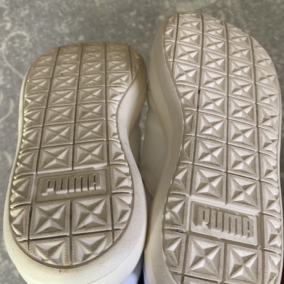 PUMA WOMENS SLIP-ON SNEAKERS - Picture 10 of 10